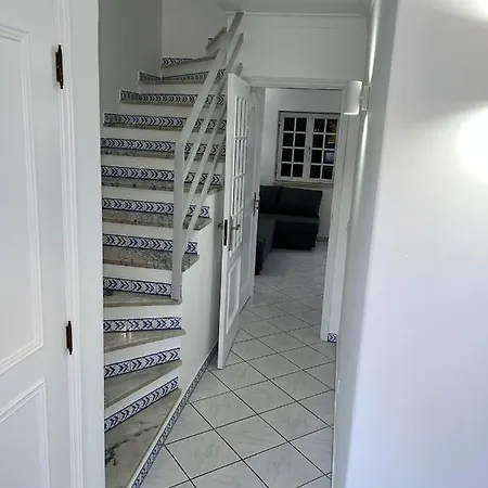 Relaxing 2 Bedroom House 5 Minutes Away From Vilamoura Marina 쿼테이라