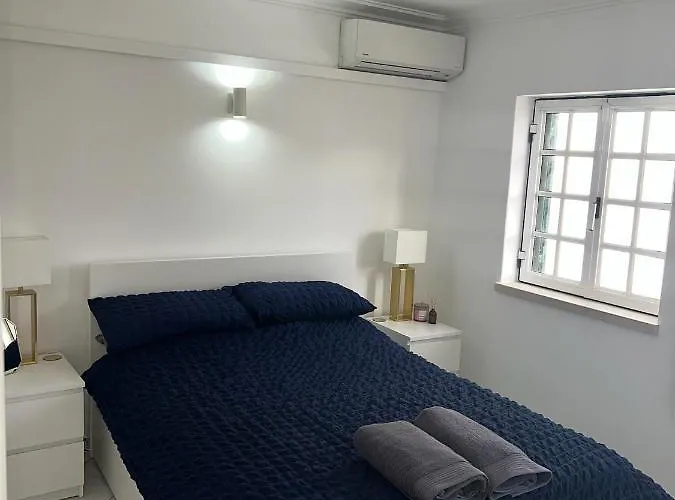 Relaxing 2 Bedroom House 5 Minutes Away From Vilamoura Marina Holiday home