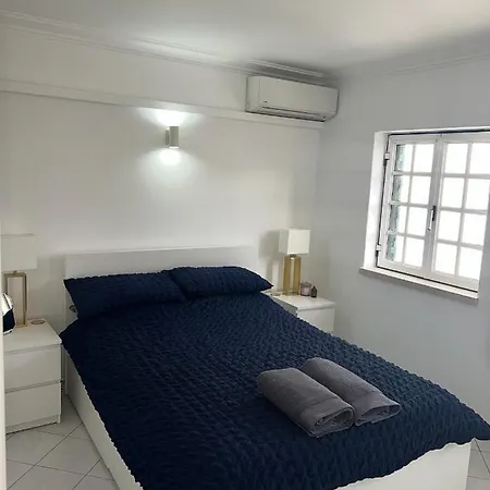 Relaxing 2 Bedroom House 5 Minutes Away From Vilamoura Marina Holiday home