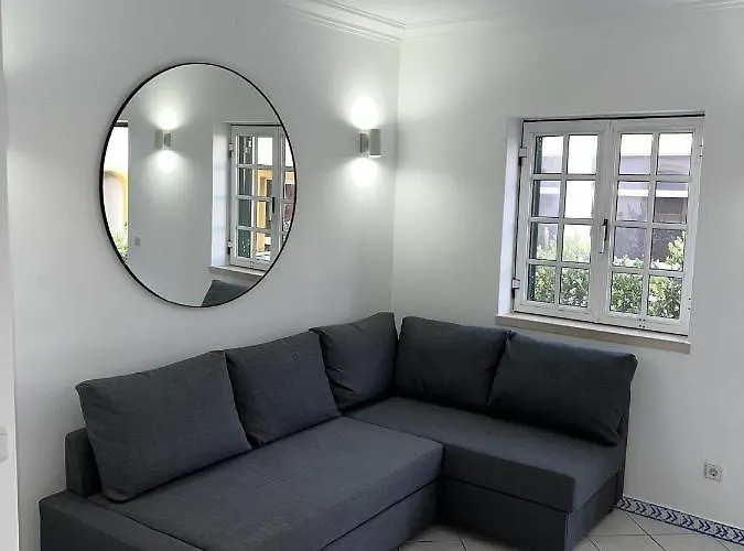 度假居 Relaxing 2 Bedroom House 5 Minutes Away From Vilamoura Marina 奎特里拉